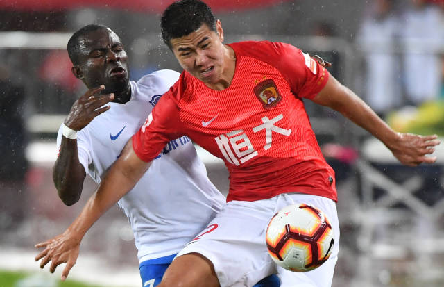 湖人三连败！听媒体专家怎么说，徐静雨批评东契奇称赞詹姆斯