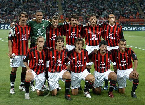 意甲媒体透露：从西汉姆联签下菲尔克鲁格后，AC米兰目前正计划补强边路阵容