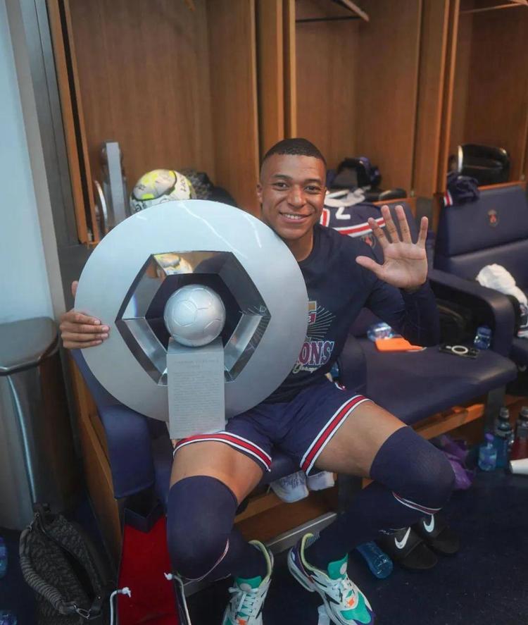 中美合拍新影游让玩家感慨：这游戏比借钱还刺激！